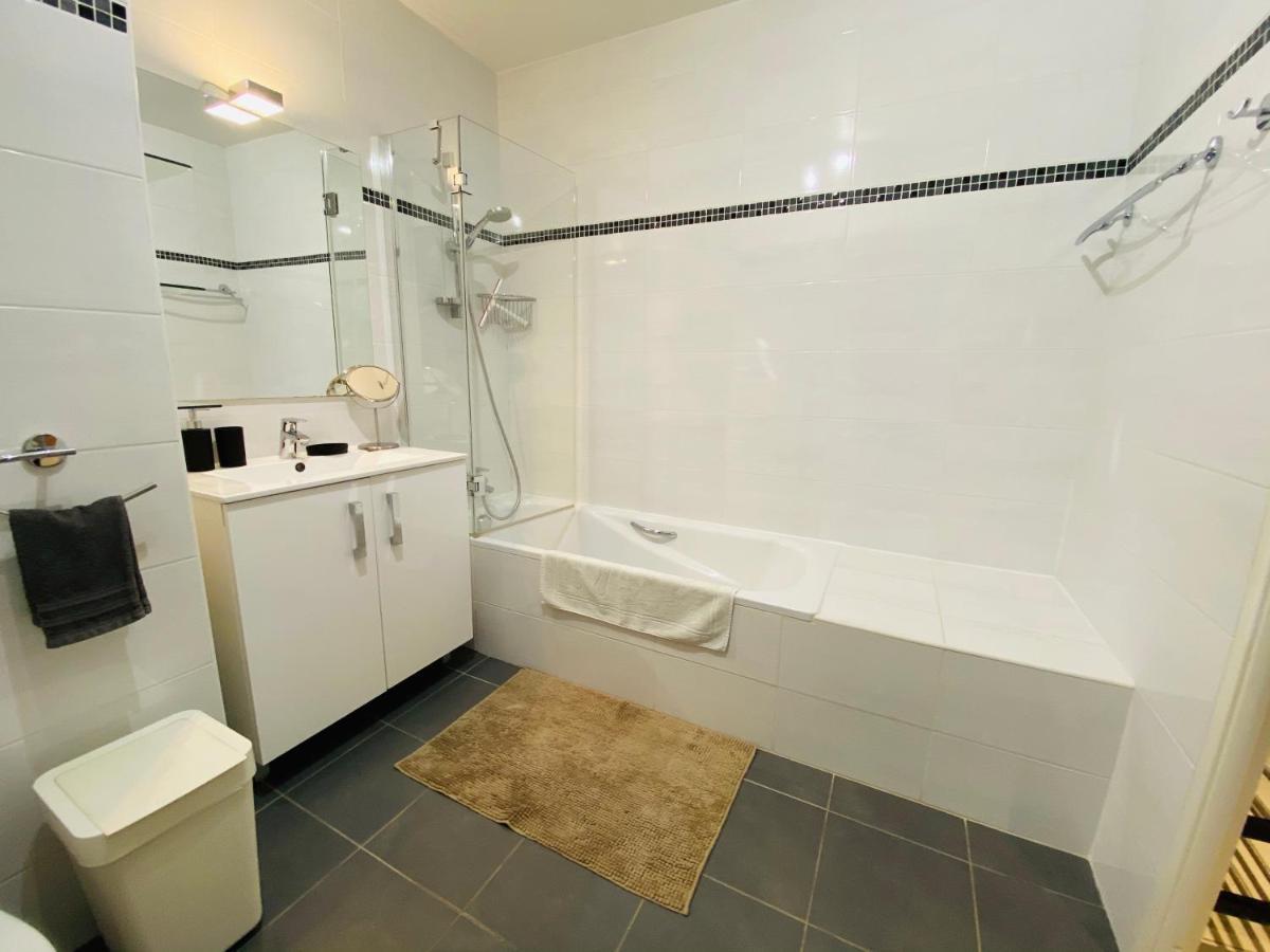 Luxury Flat Panoramic View - Swimming Pool - Parking - Terrace Appartement